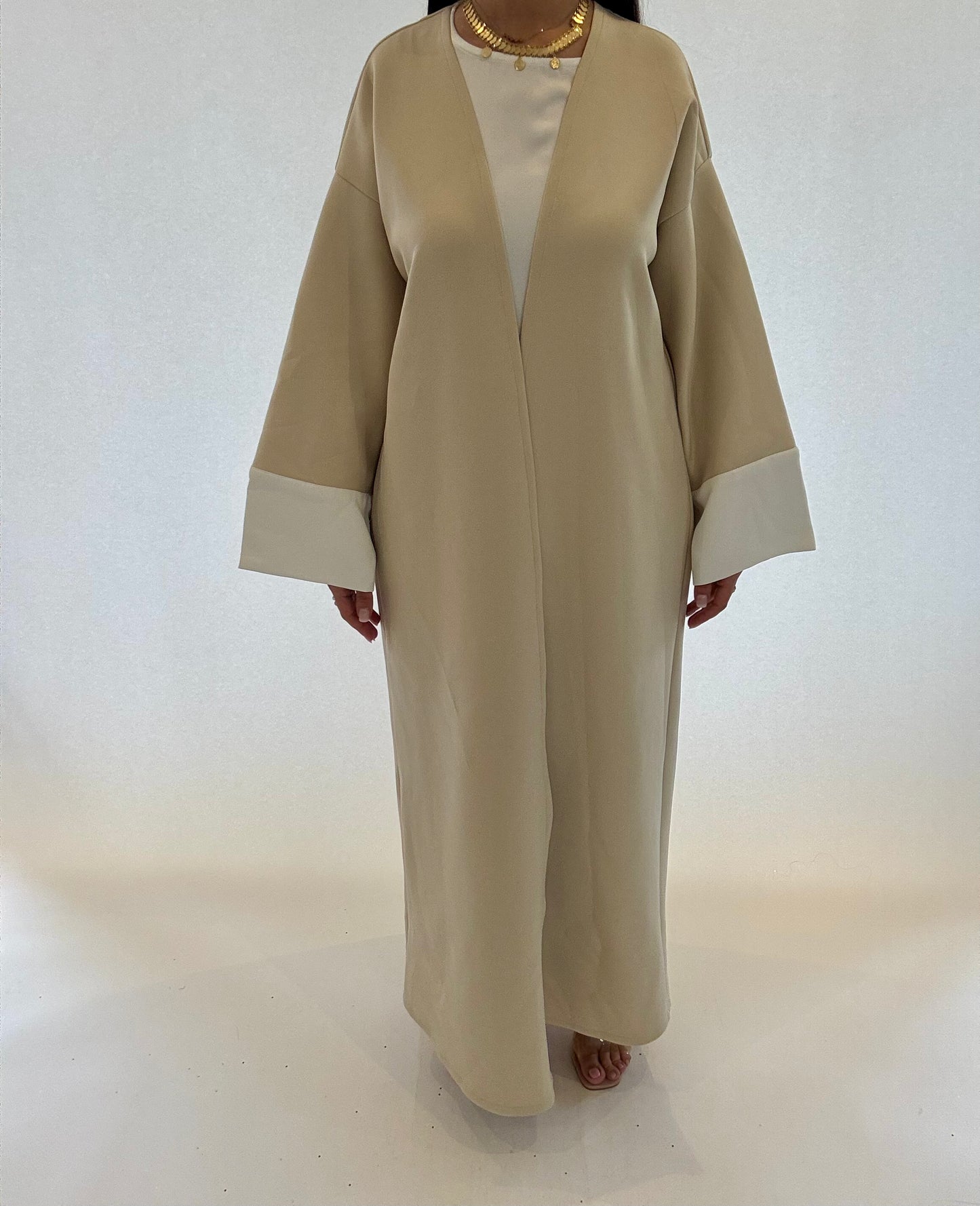Talia Abaya